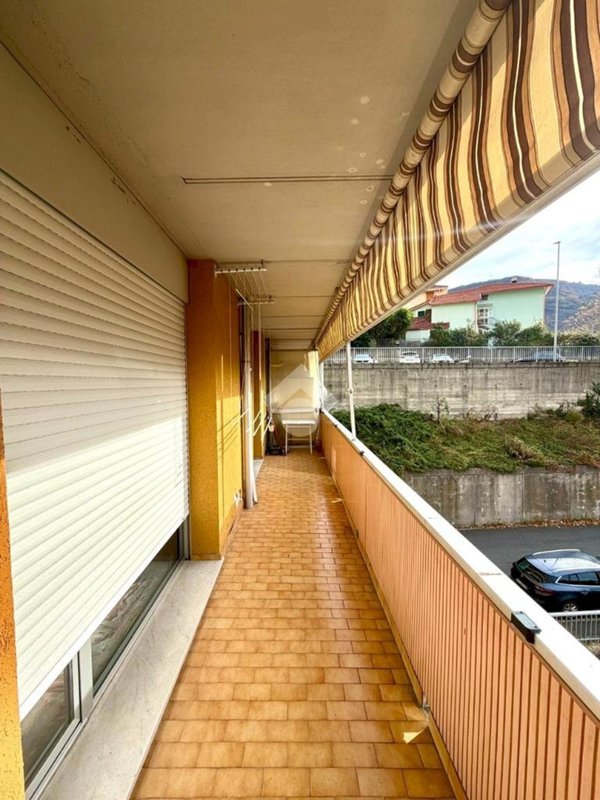 appartamento in vendita a Genova in zona Begato