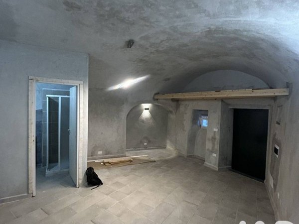 locale di sgombero in vendita a Genova