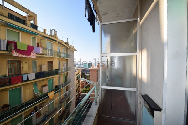 appartamento in vendita a Genova in zona Palmaro / Pra'