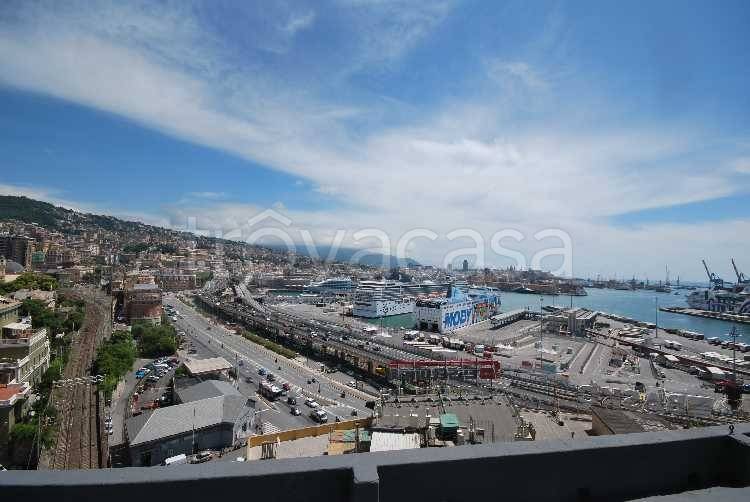 appartamento in vendita a Genova in zona Sampierdarena