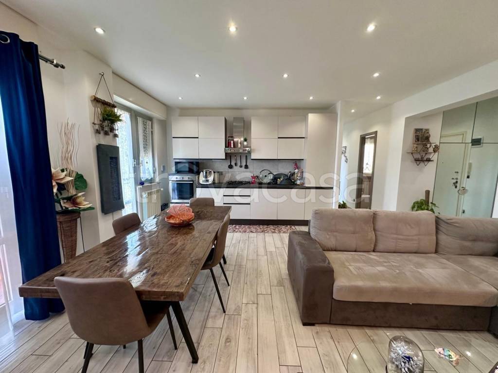 appartamento in vendita a Genova in zona Marassi