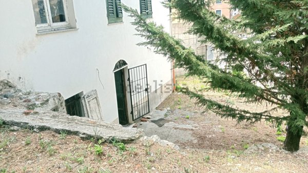 casa indipendente in vendita a Genova in zona Cornigliano