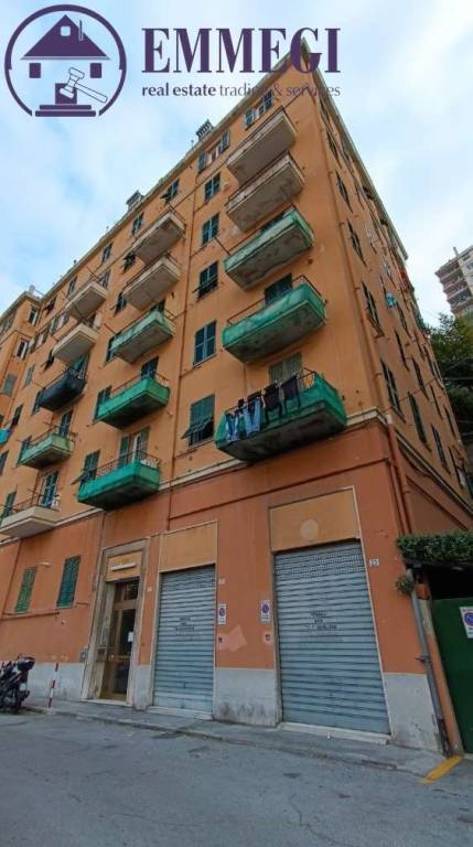 appartamento in vendita a Genova in zona Lagaccio / Granarolo