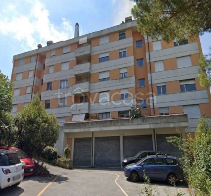 negozio in vendita a Genova