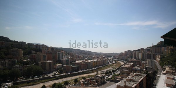 appartamento in vendita a Genova in zona Staglieno