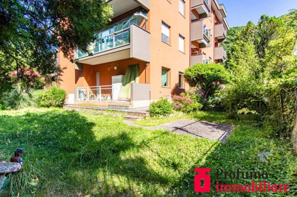 appartamento in vendita a Genova in zona San Gottardo/Sant'Eusebio
