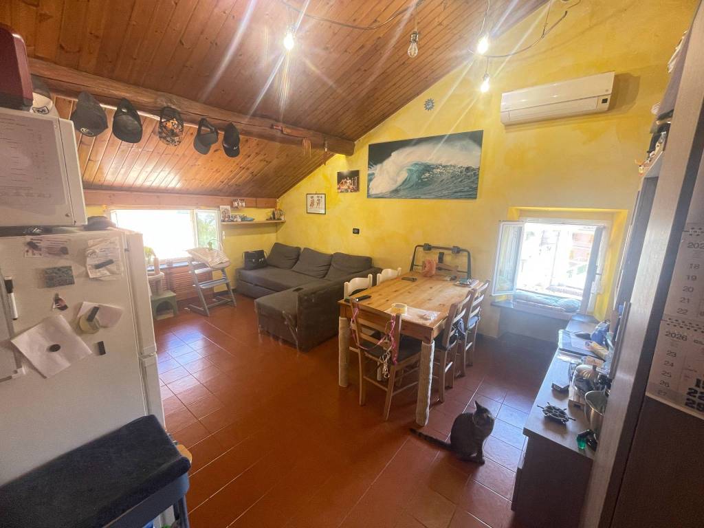 appartamento in vendita a Genova in zona Pegli