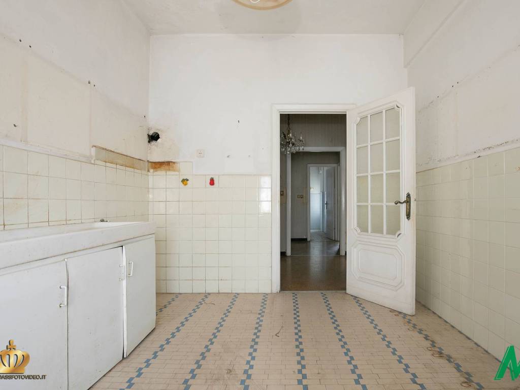 appartamento in vendita a Genova in zona Marassi