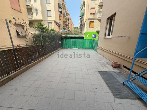 appartamento in vendita a Genova in zona Palmaro / Pra'