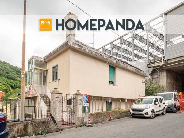 appartamento in vendita a Genova in zona Quezzi