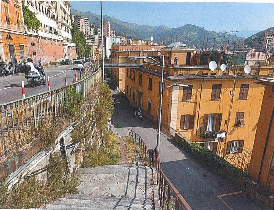 appartamento in vendita a Genova in zona Staglieno