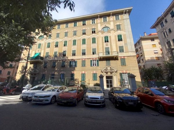appartamento in vendita a Genova in zona Bolzaneto