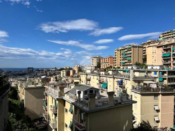 appartamento in vendita a Genova in zona Marassi