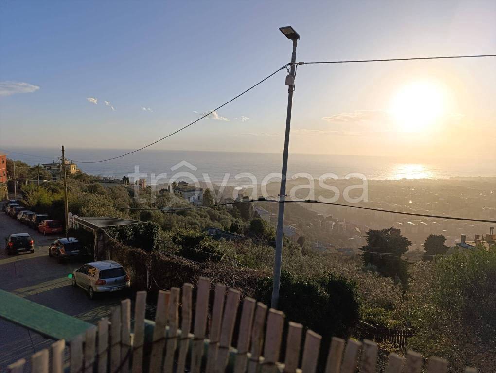 casa indipendente in vendita a Genova in zona Apparizione