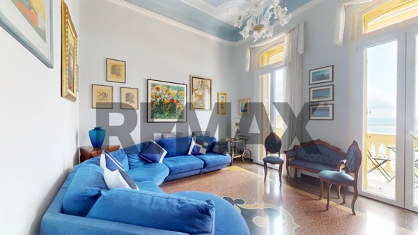 appartamento in vendita a Genova in zona Pegli