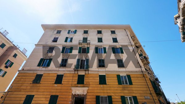 appartamento in vendita a Genova in zona Foce
