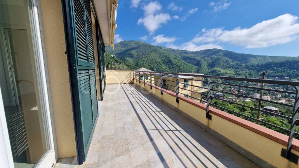 appartamento in vendita a Genova in zona Bavari