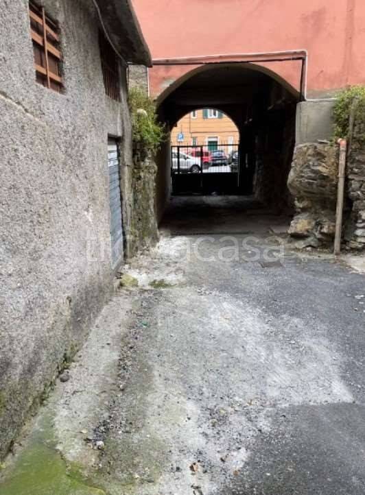 appartamento in vendita a Genova in zona Marassi