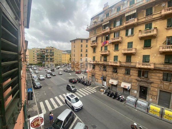 appartamento in vendita a Genova in zona Marassi