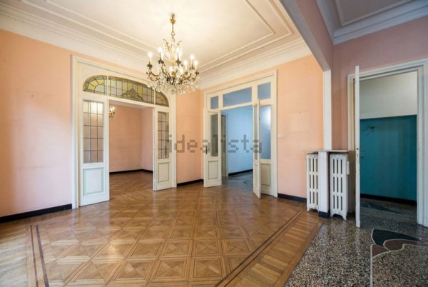 appartamento in vendita a Genova in zona Castelletto