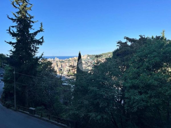 appartamento in vendita a Genova in zona Biscione