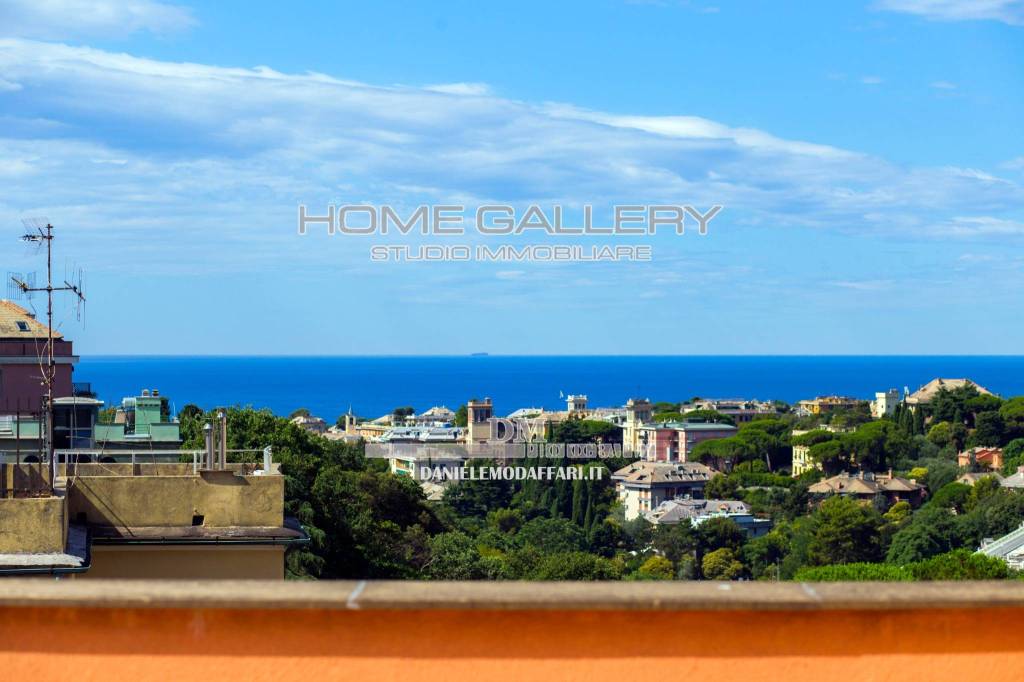 casa indipendente in vendita a Genova in zona Albaro