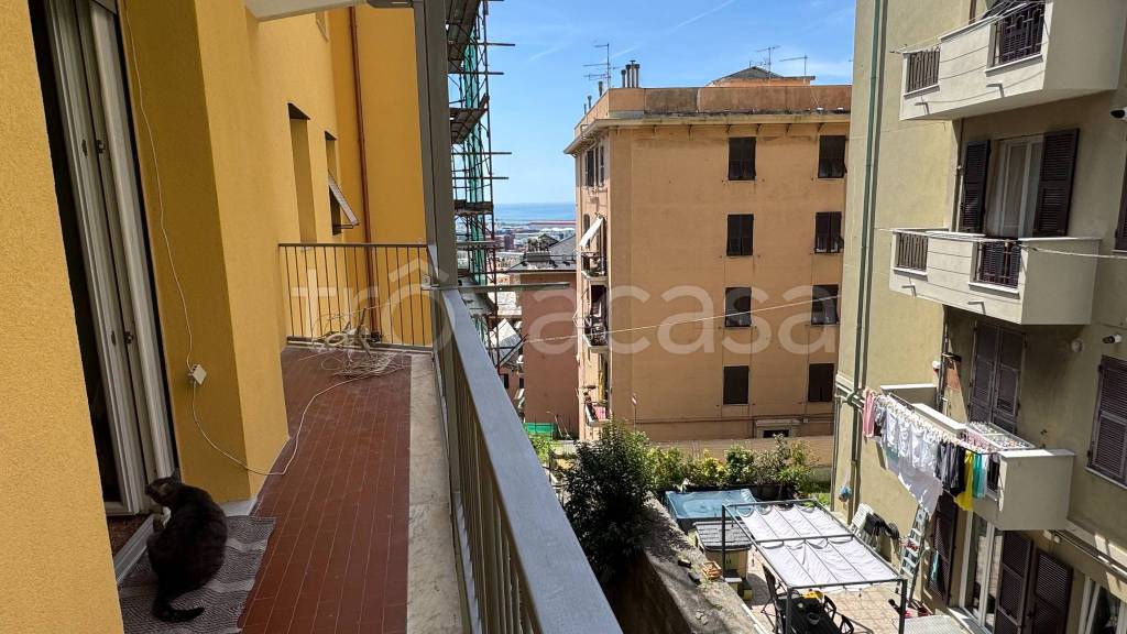 appartamento in vendita a Genova in zona Cornigliano