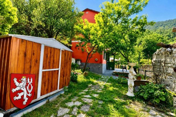 casa indipendente in vendita a Genova in zona San Desiderio