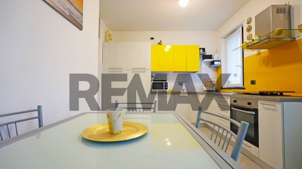 appartamento in vendita a Genova in zona Sestri Ponente