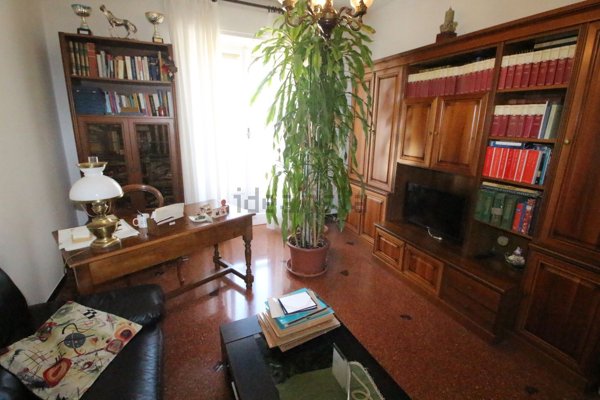 appartamento in vendita a Genova in zona Palmaro / Pra'