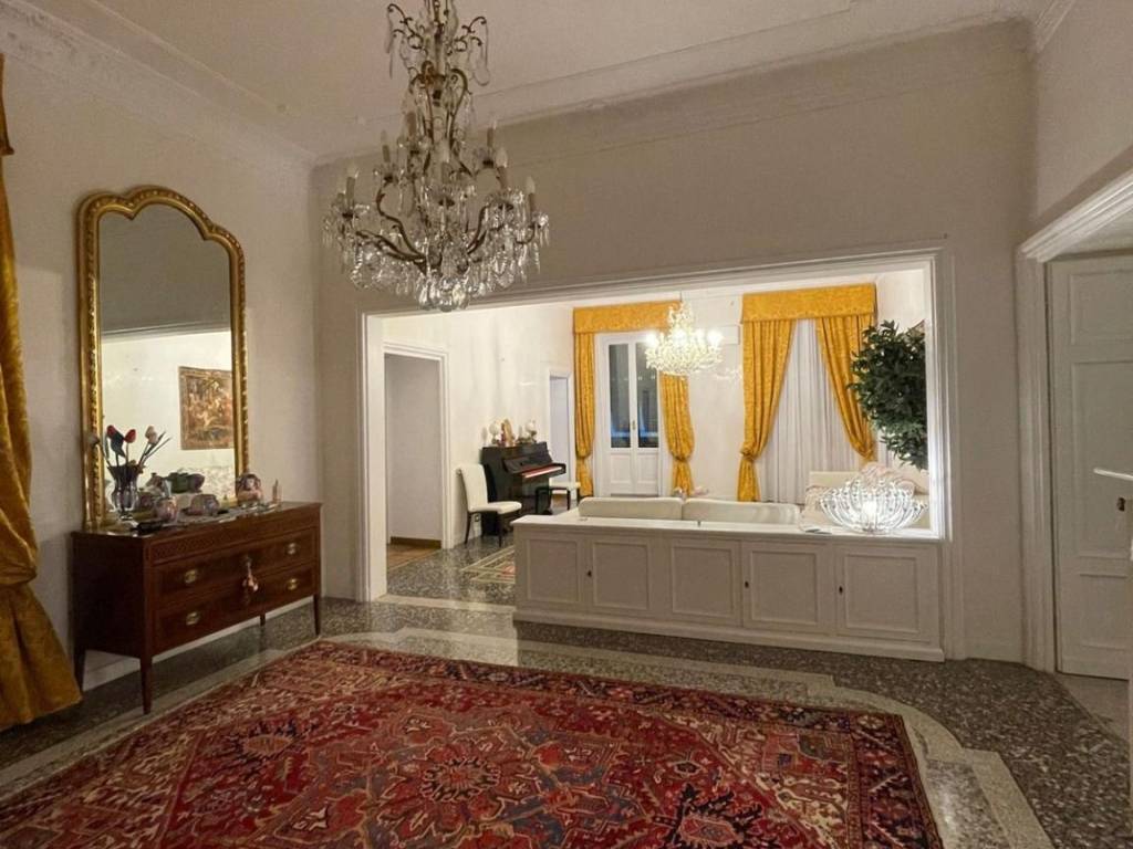 appartamento in vendita a Genova in zona Lagaccio / Granarolo