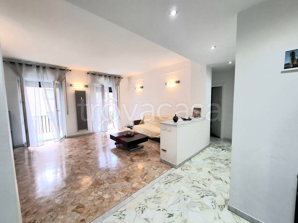 appartamento in vendita a Genova in zona Sampierdarena