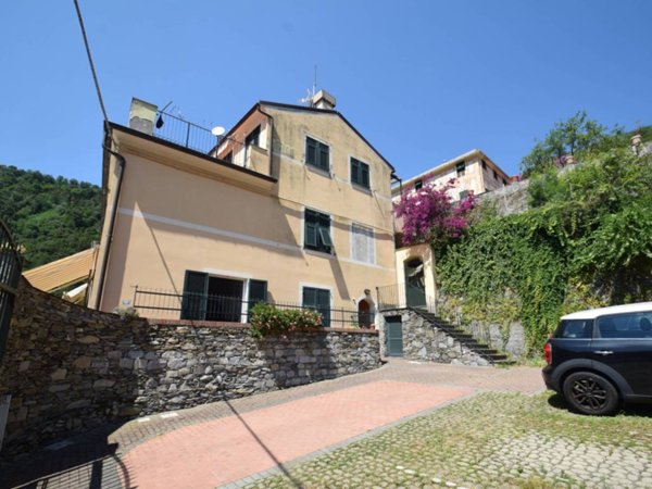appartamento in vendita a Genova in zona Crevari