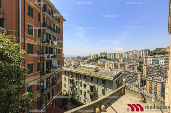 appartamento in vendita a Genova in zona Oregina