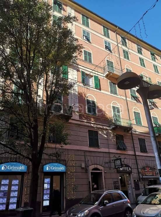 appartamento in vendita a Genova in zona Certosa