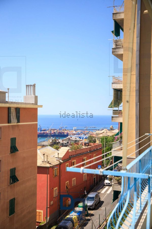 appartamento in vendita a Genova in zona Oregina