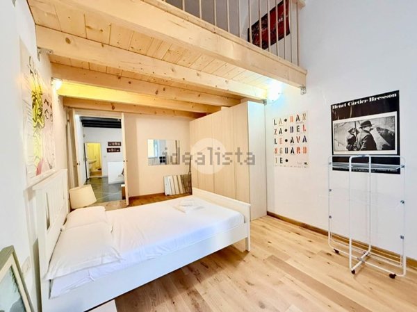 appartamento in vendita a Genova in zona Sottoripa / Maddalena / Molo