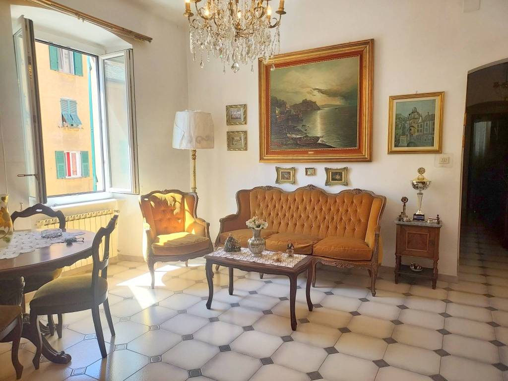 appartamento in vendita a Genova in zona Marassi