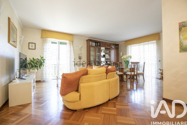appartamento in vendita a Genova in zona Sampierdarena