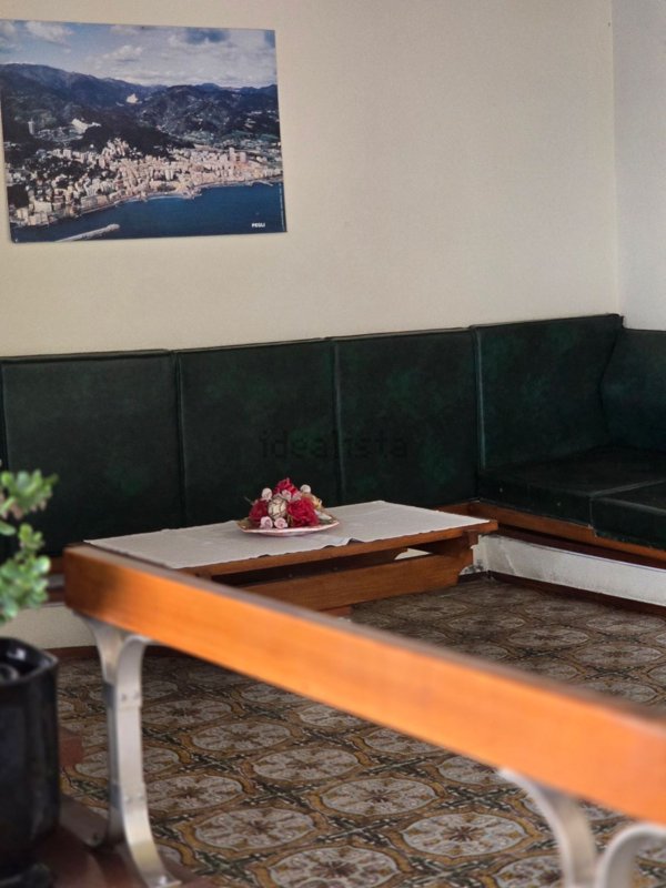 appartamento in vendita a Genova in zona Pegli