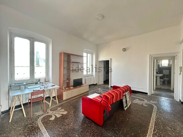 appartamento in vendita a Genova in zona Sampierdarena