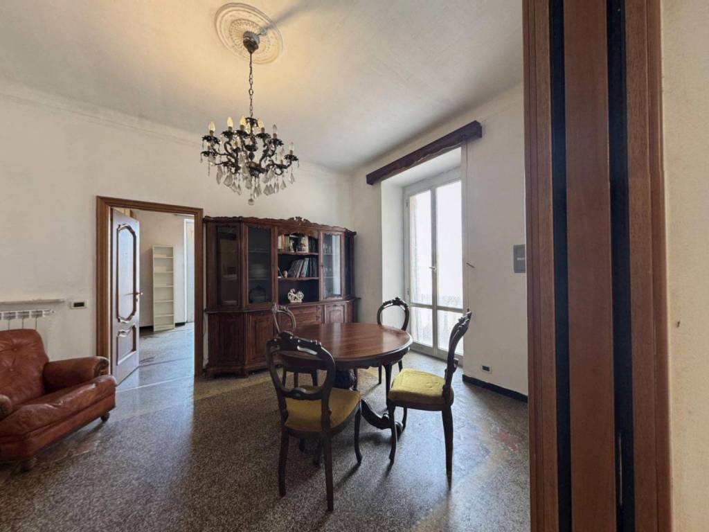 appartamento in vendita a Genova in zona Sampierdarena