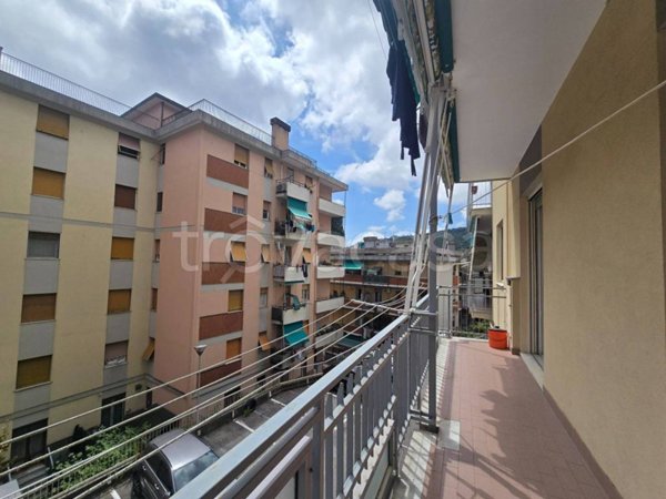 appartamento in vendita a Genova in zona Staglieno