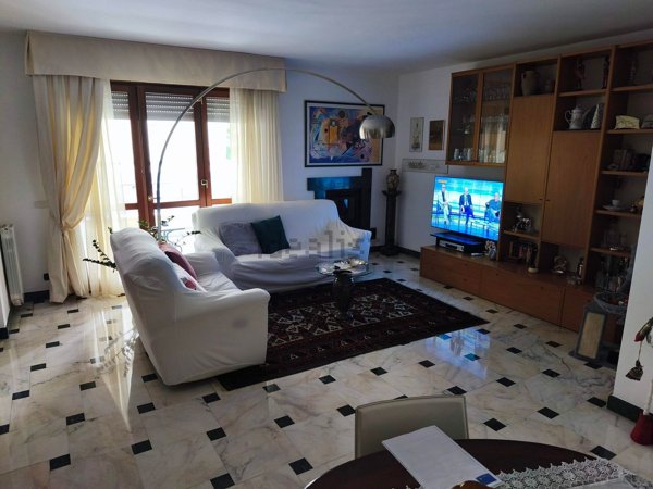 appartamento in vendita a Genova in zona Marassi