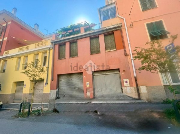 appartamento in vendita a Genova in zona Cornigliano