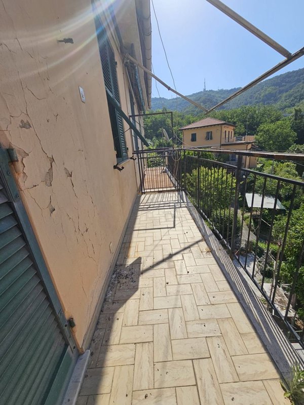 appartamento in vendita a Genova in zona Rivarolo