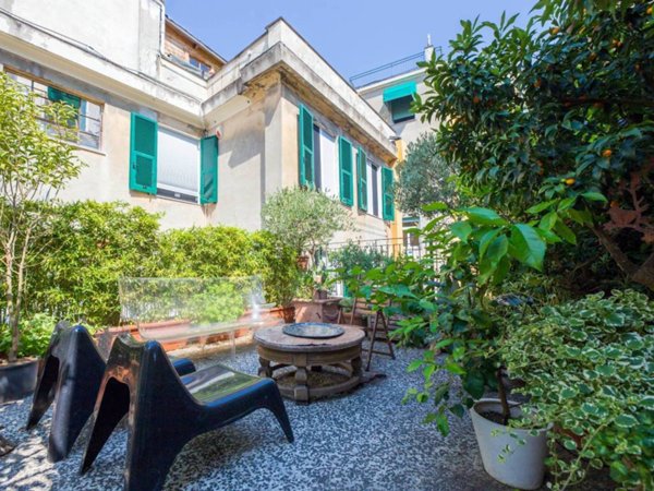 appartamento in vendita a Genova in zona Centro Storico