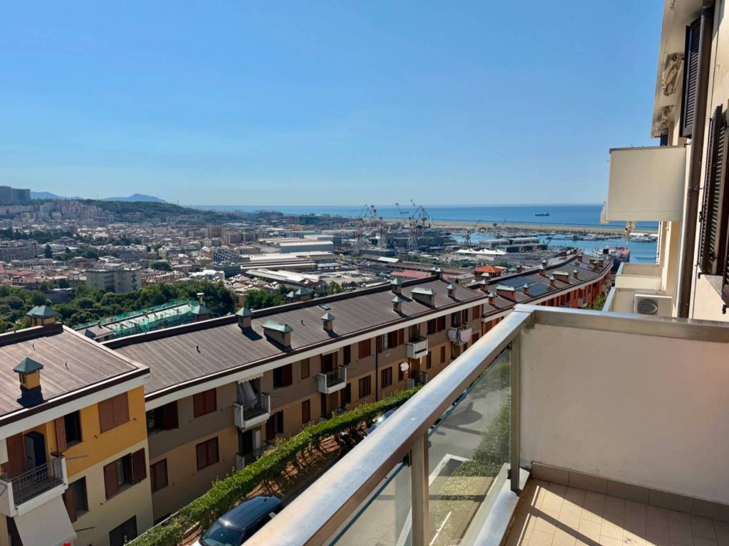 appartamento in vendita a Genova in zona Multedo