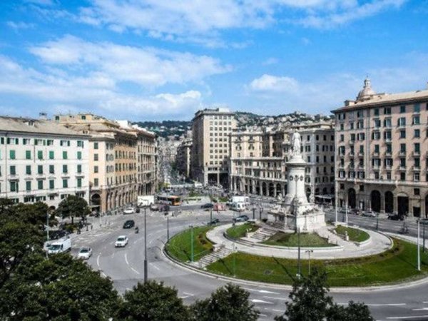 appartamento in vendita a Genova in zona San Vincenzo