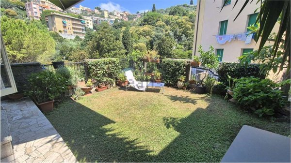 appartamento in vendita a Genova in zona Apparizione